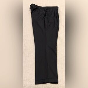 Roundtree & Yorke travel smart dress slacks size 42 x 30.  Very nice.